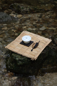 Gundri Water Grass Seat Cushion