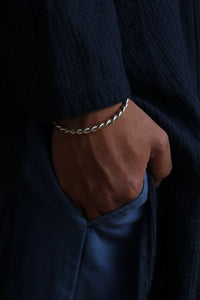 TRADITIONAL SILVER TWIST BANGLE｜SOFT / TIGHT TWIST
