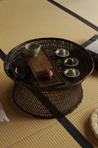 Tai・lue round table — Dark